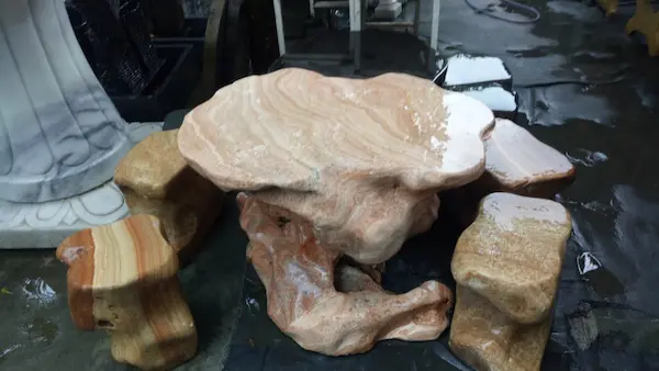 bàn ghế đá giả gỗ