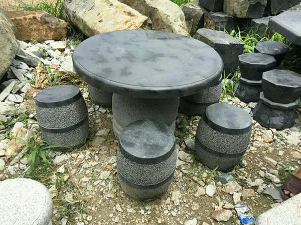 bàn ghế đá nguyên khối