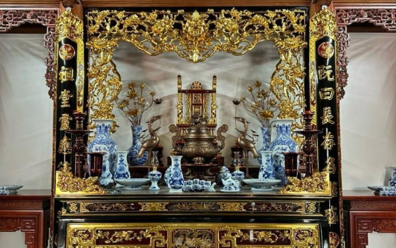 Mẫu câu đối chữ Hán nhà thờ họ Trần