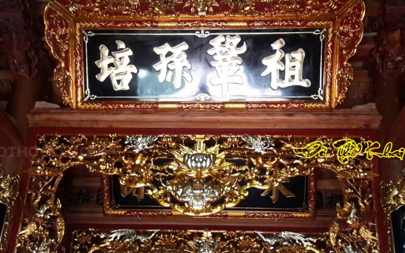 Mẫu cuốn thư câu đối nhà thờ họ