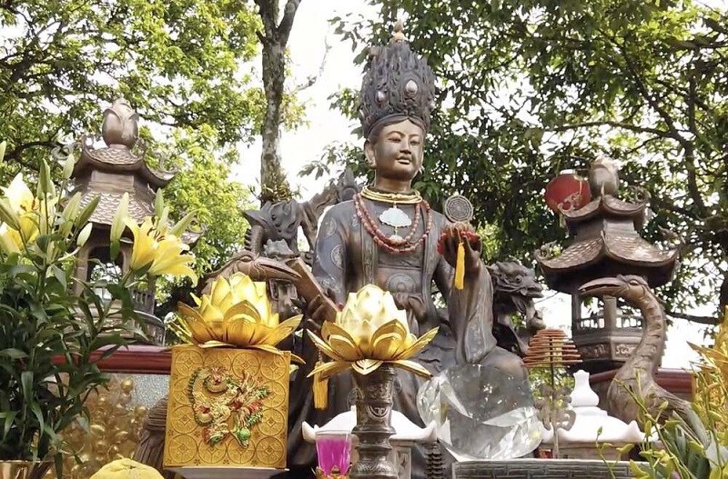 Thờ Mẫu Cửu