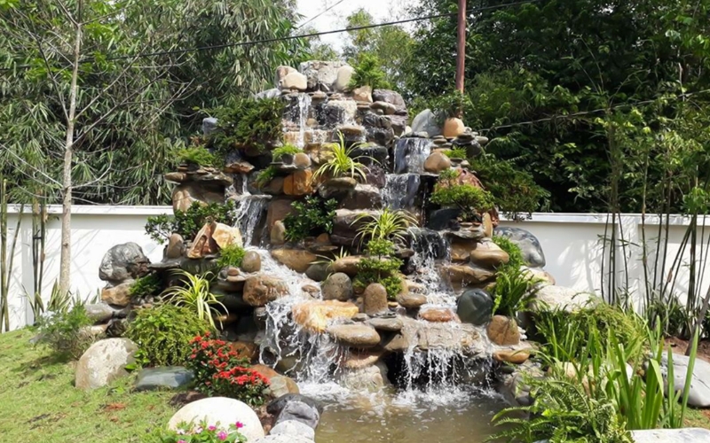 Ý nghĩa phong thủy của hòn non bộ đá cuội